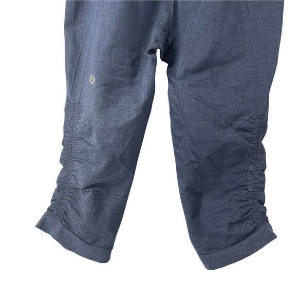 Lululemon Leggings Womens 8 In The Flow Cropped Navy Blue Athletic Yoga Wear - Picture 4 of 4